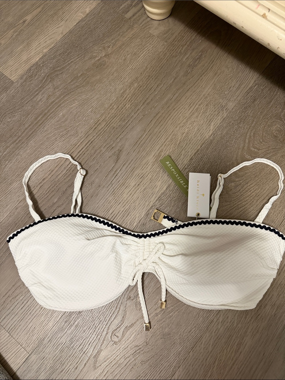 Heidi Klein Antigua White Bandeau Top with Navy Scalloped Trim